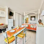 Ocean And Sun Апартаменты *